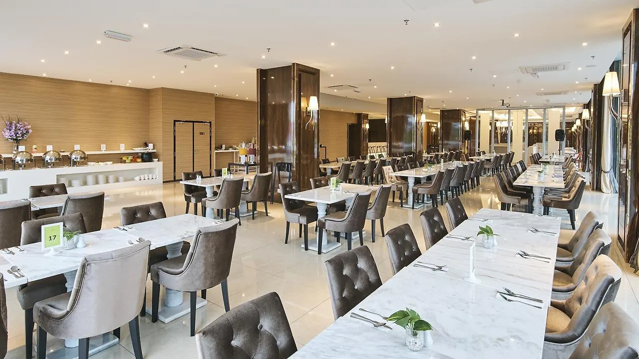 Avenue Garden Hotel Bangi 4*,